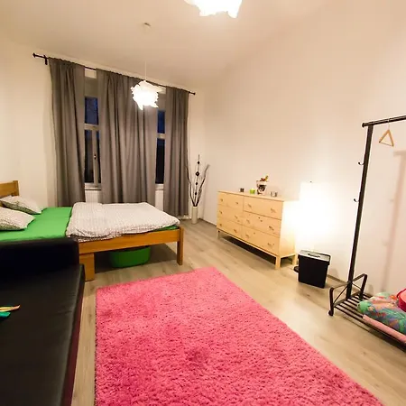 Apartment Freedom Rooms & Apartments *