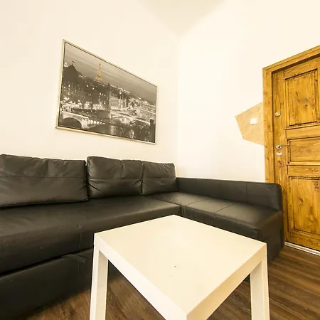 Freedom Rooms & Apartments * Prague