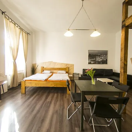 Freedom Rooms & Apartments Apartment *