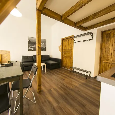Freedom Rooms & Apartments Apartment *