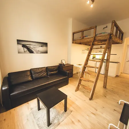 Freedom Rooms & Apartments Apartment *