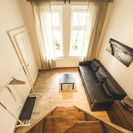 Freedom Rooms & Apartments
