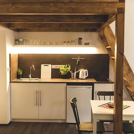 Freedom Rooms & Apartments *